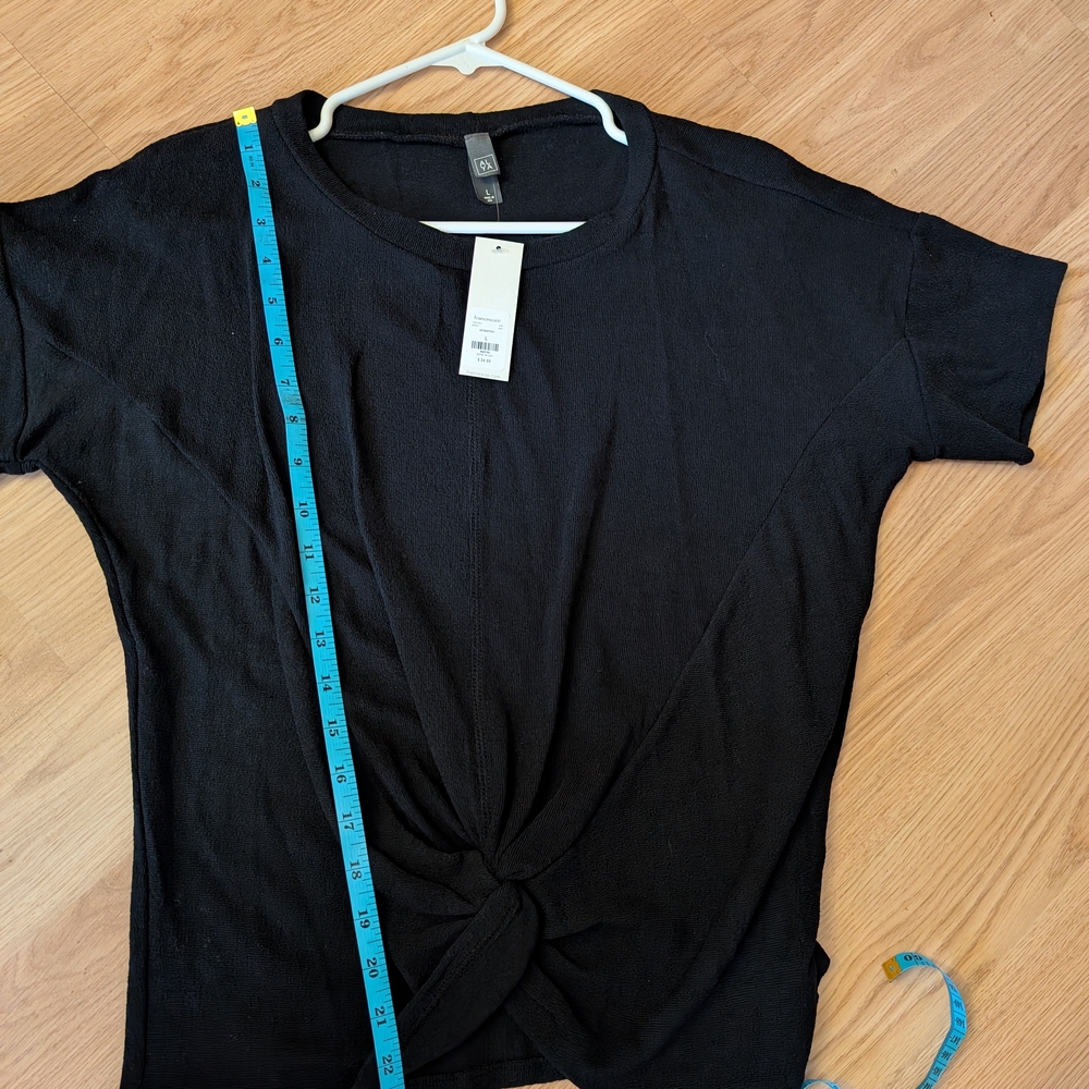 NWT Francesca's Black Front Knot Top - Picture 8 of 8
